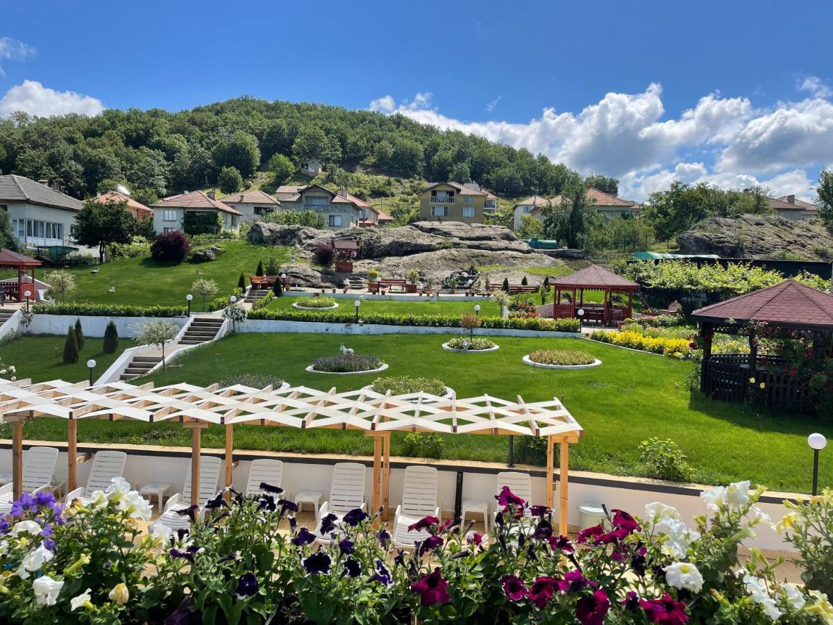 Hotel Elit Kirkovo  Extérieur photo