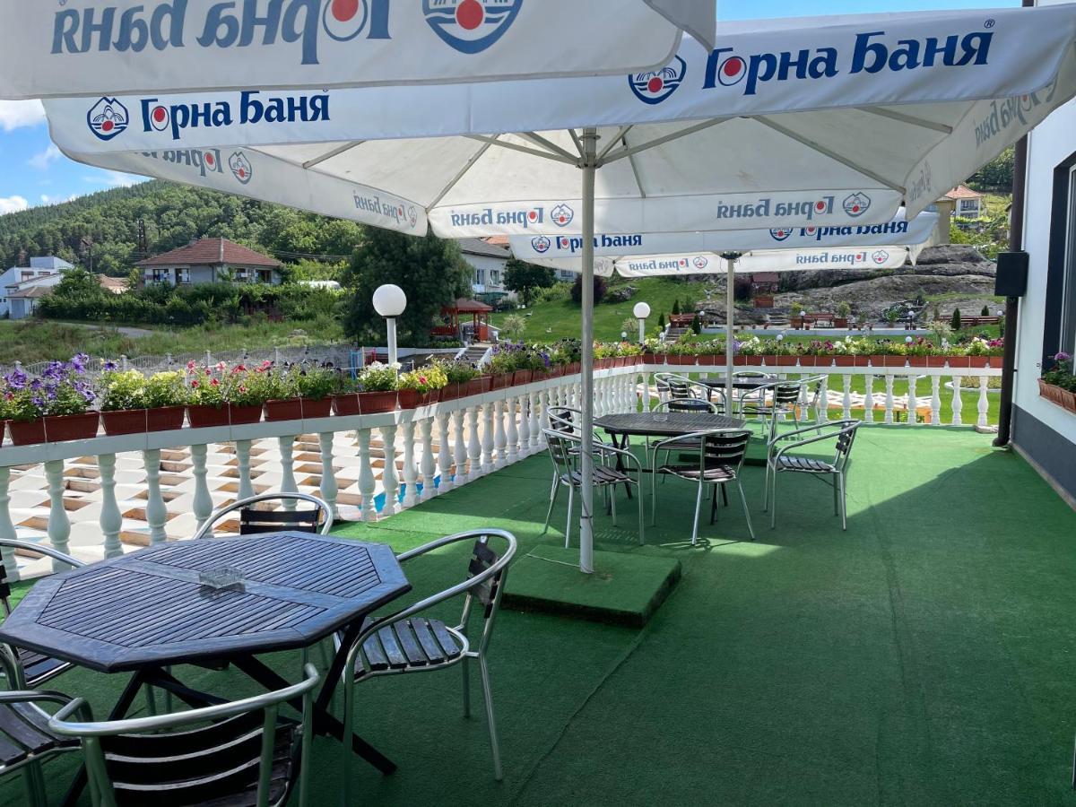 Hotel Elit Kirkovo  Extérieur photo