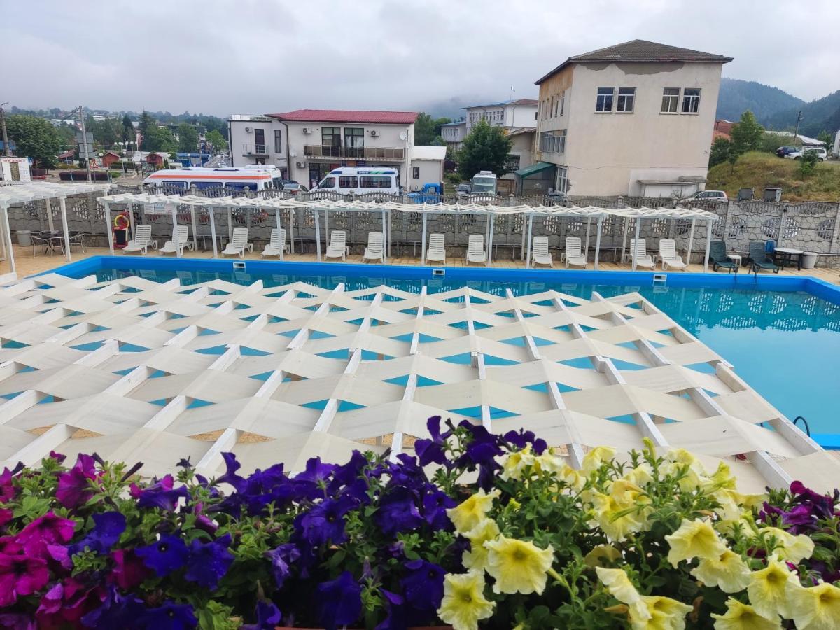 Hotel Elit Kirkovo  Extérieur photo