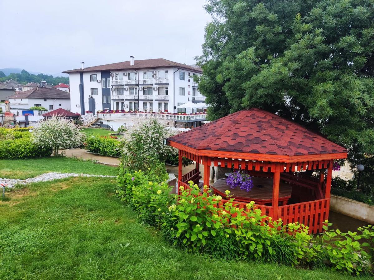 Hotel Elit Kirkovo  Extérieur photo