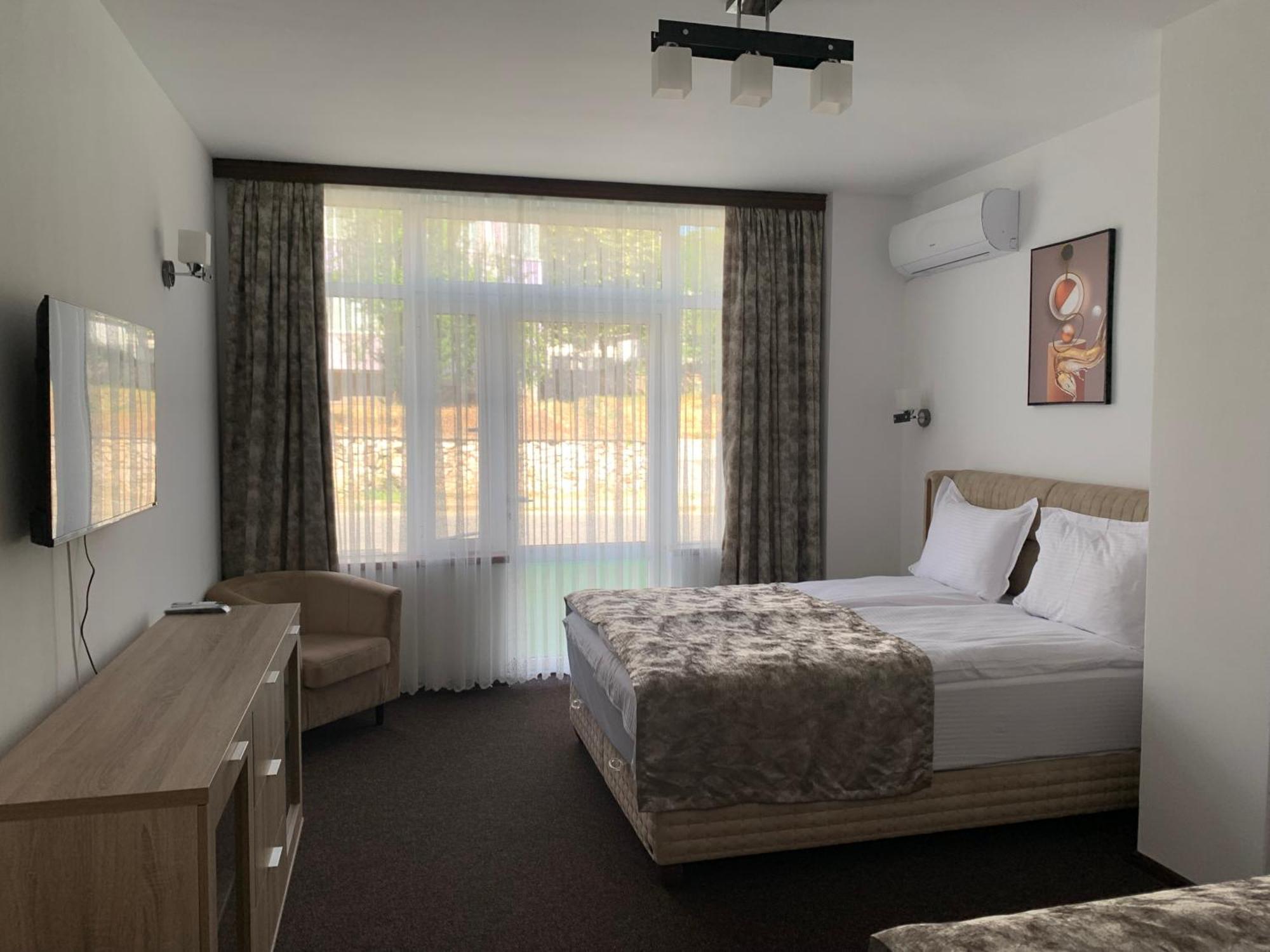 Hotel Elit Kirkovo  Extérieur photo