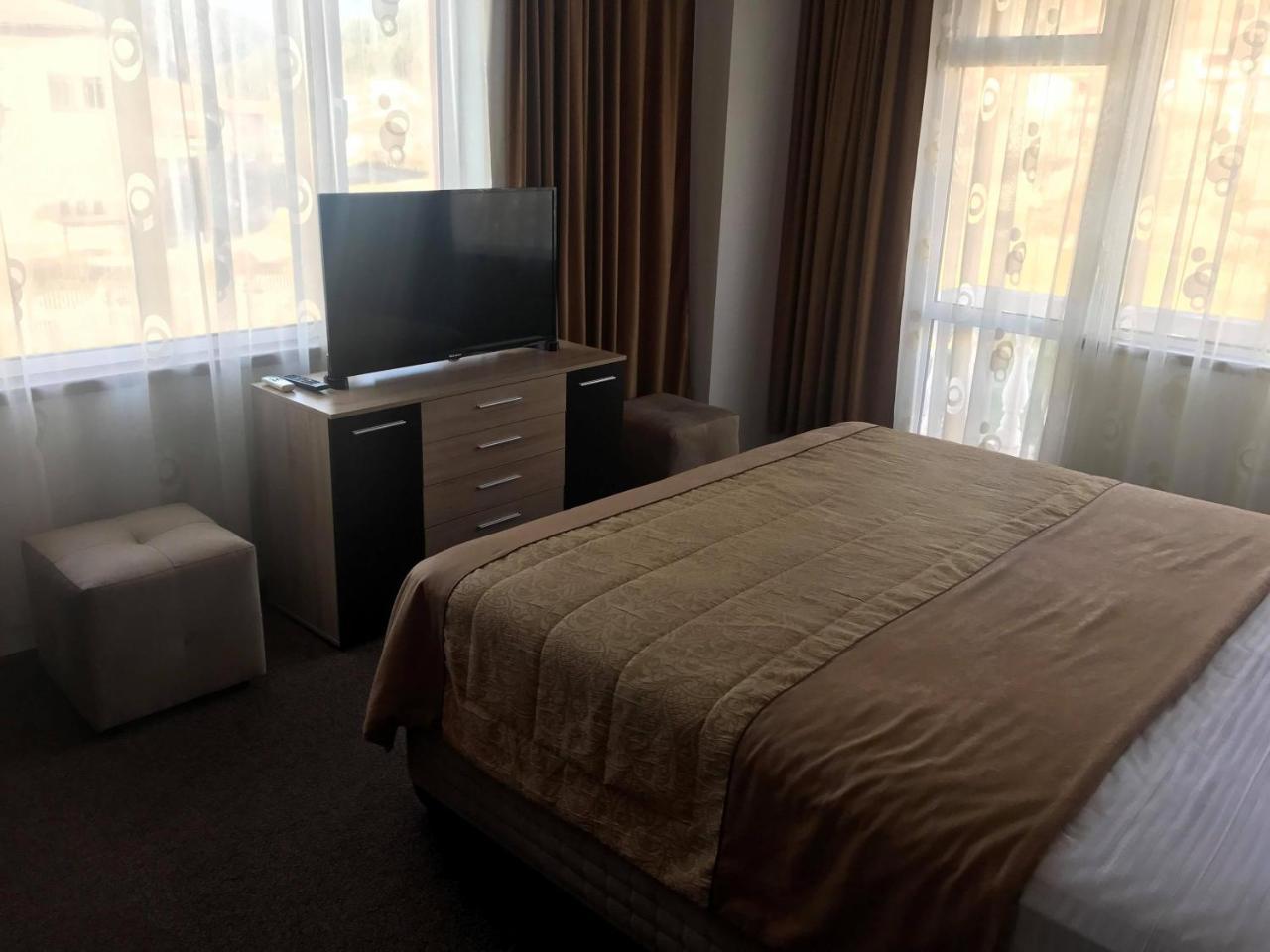 Hotel Elit Kirkovo  Extérieur photo